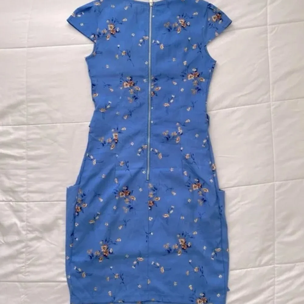 QED London Floral Tulip Dress - Picture 2 of 4